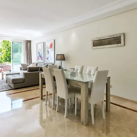 Ventura Del Mar Апартаменты *